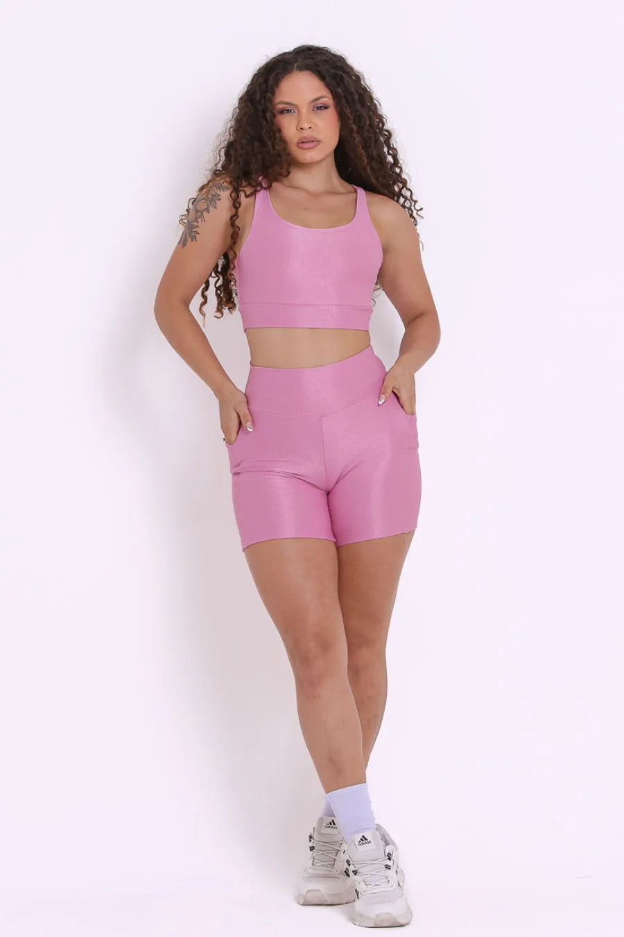 Conjunto Canelado de compressão Short com BOLSO